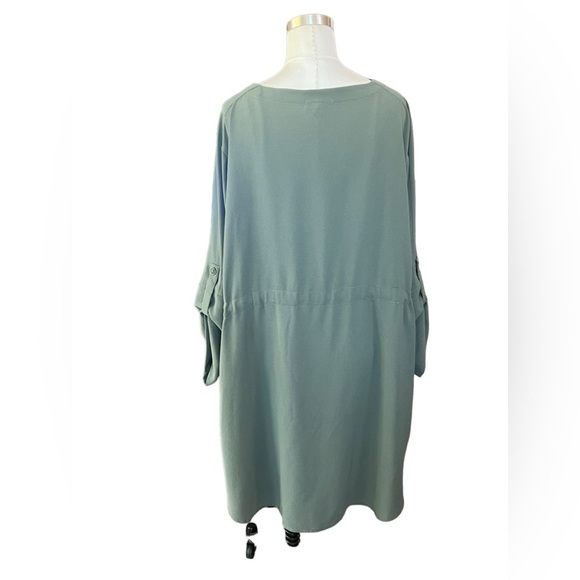 One World button down top size 3x - Picture 2 of 8